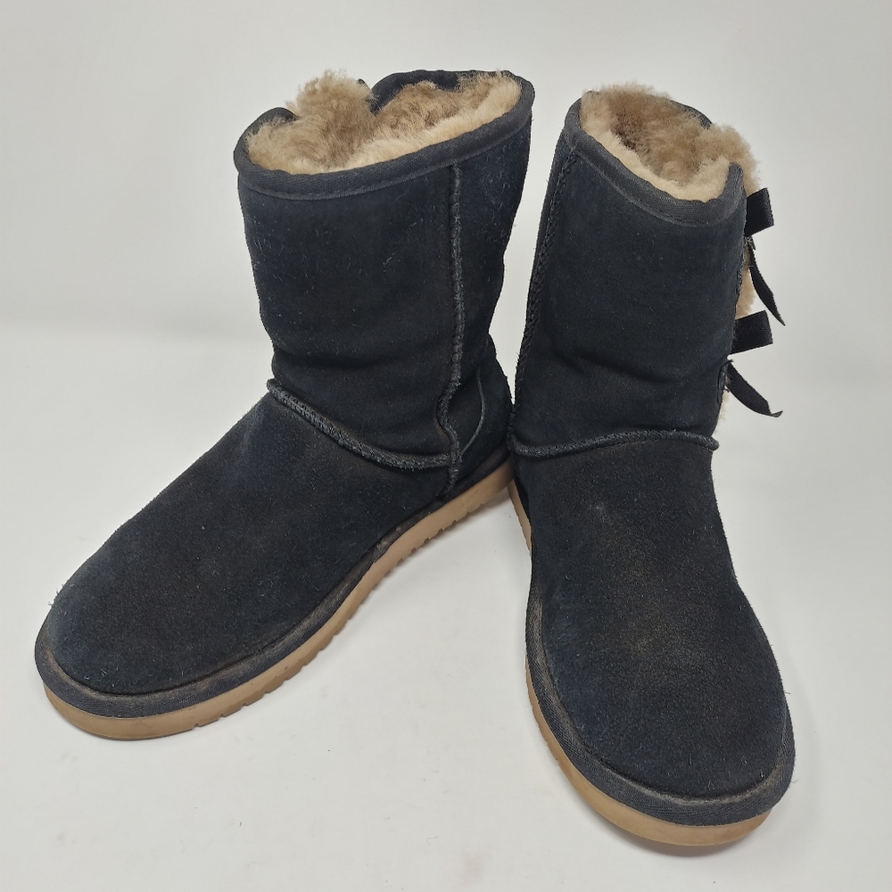 Women's Koolaburra By Ugg Black Short Boots Size 6
